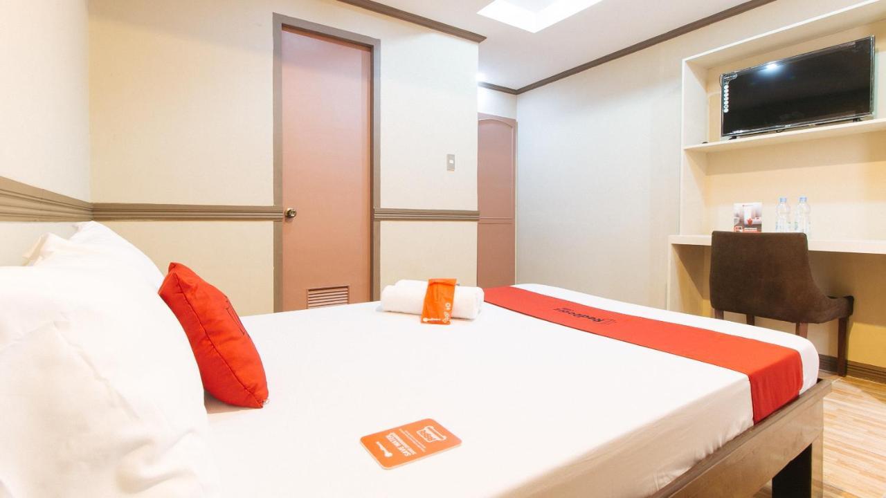 Reddoorz Plus At Canley Residential Pasig City Exterior photo