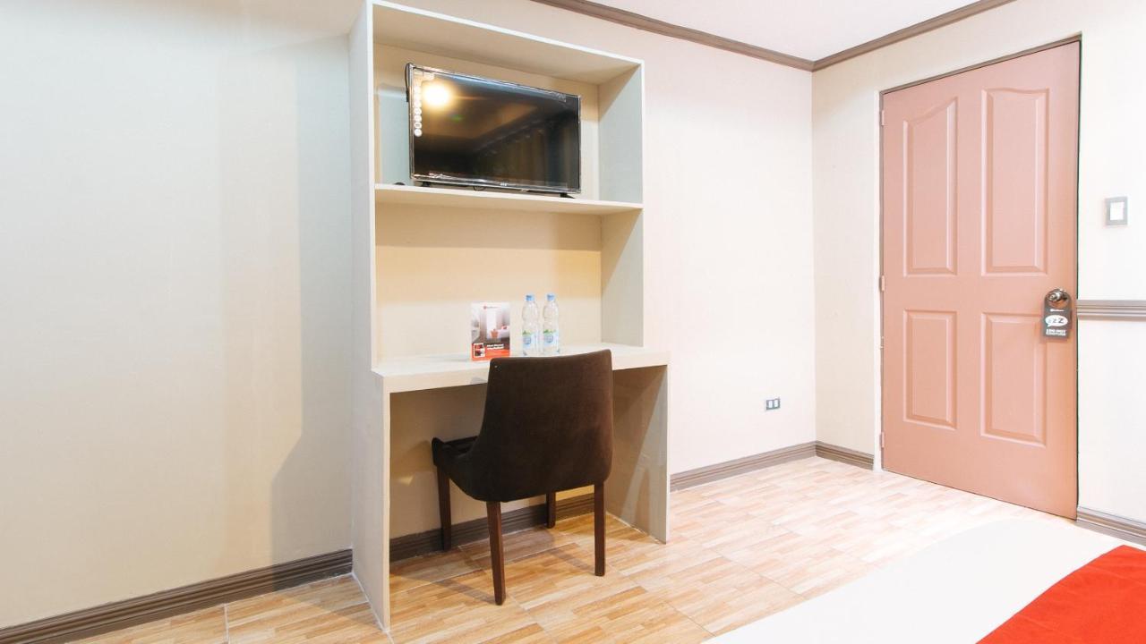 Reddoorz Plus At Canley Residential Pasig City Exterior photo