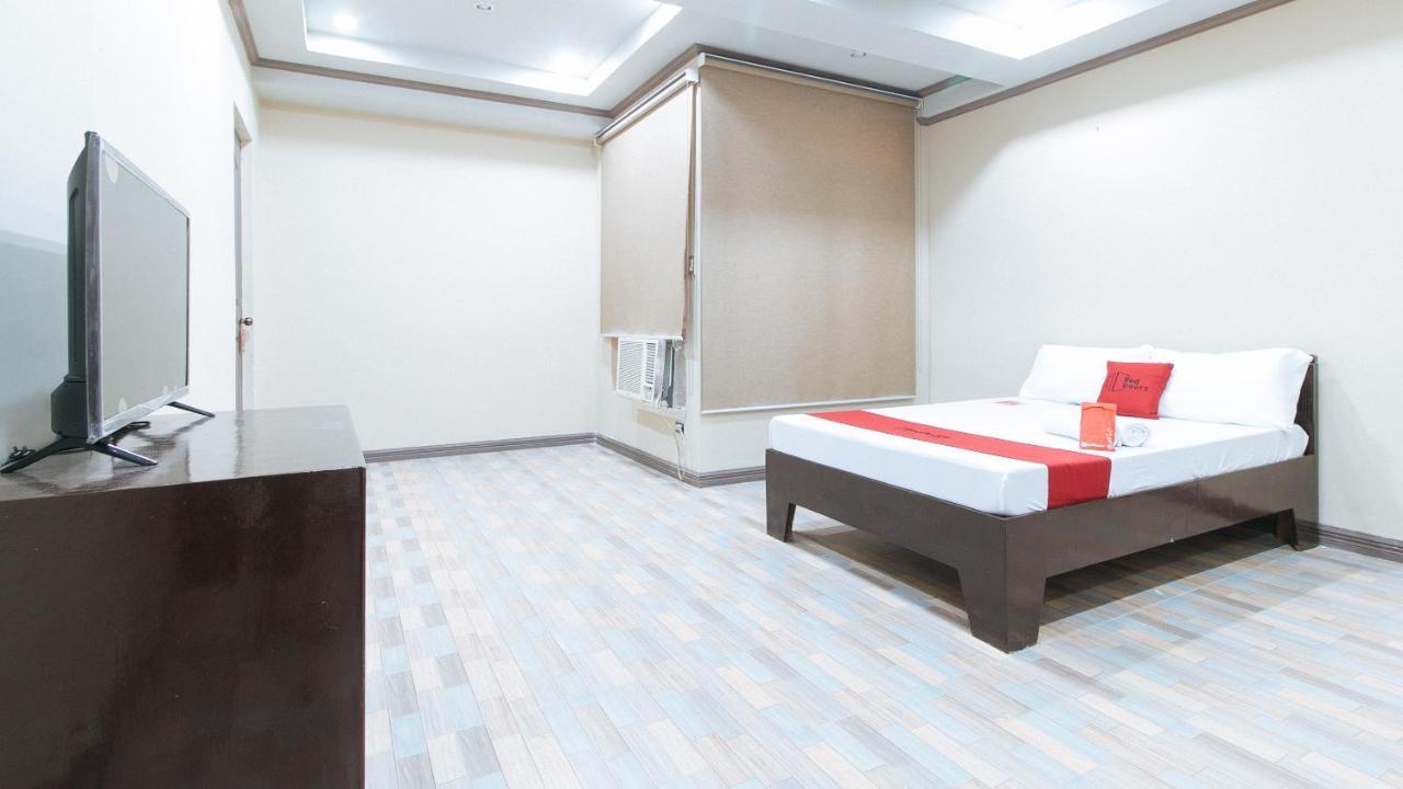 Reddoorz Plus At Canley Residential Pasig City Exterior photo